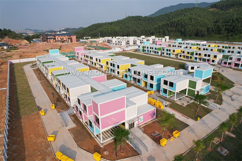 Construction site housing